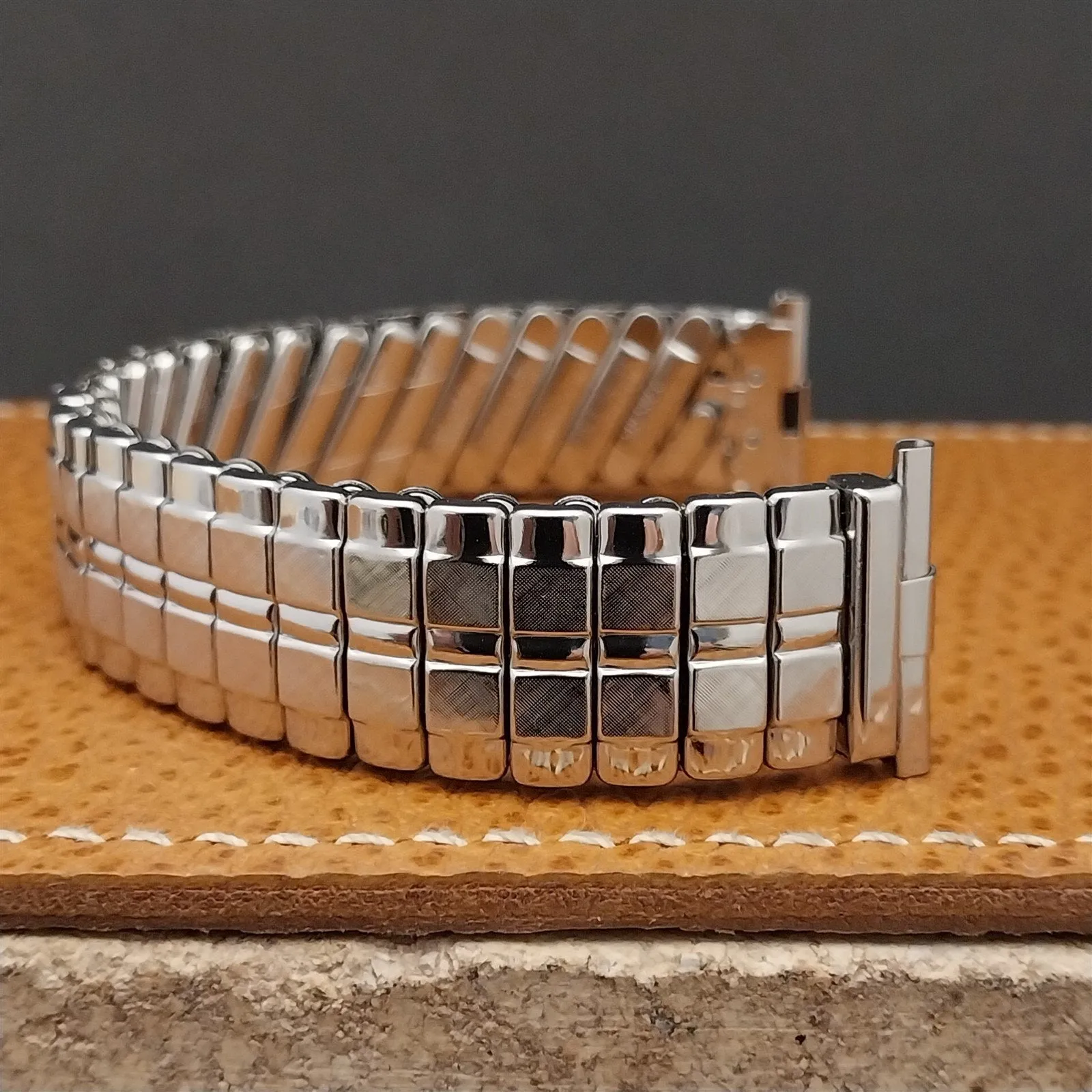18mm 19mm JB Champion 1960s Stainless Steel Expansion Unused Vintage Watch Band