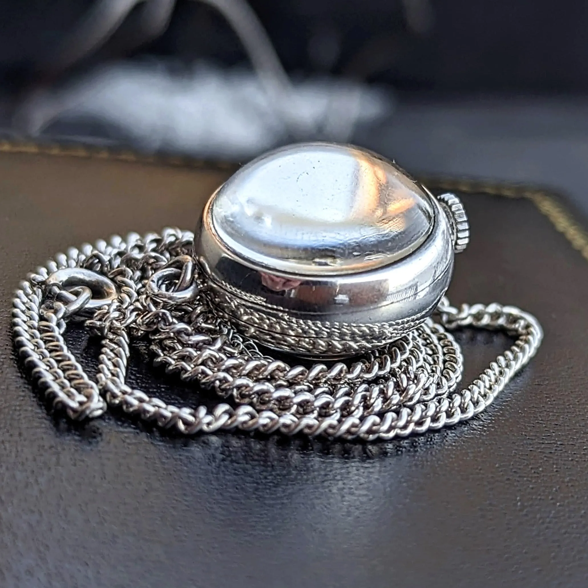 1930's Gubelin Ball Pendant Watch Swiss 17 Jewels 2 Adjustments Unique Watch
