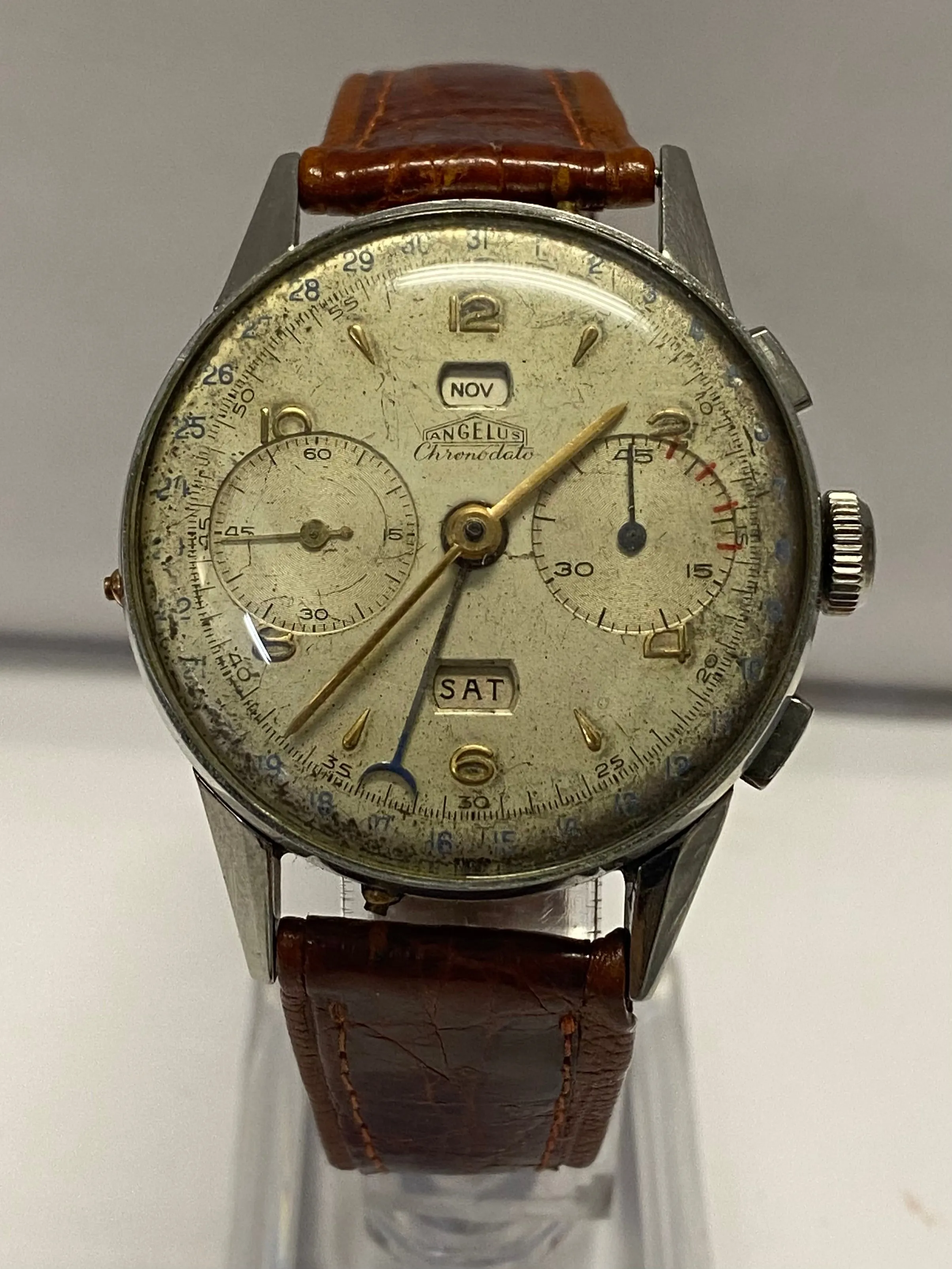 ANGELUS  Jumbo Chronograph Vintage 1940's  Date & Month Watch - $20K APR w/ COA!