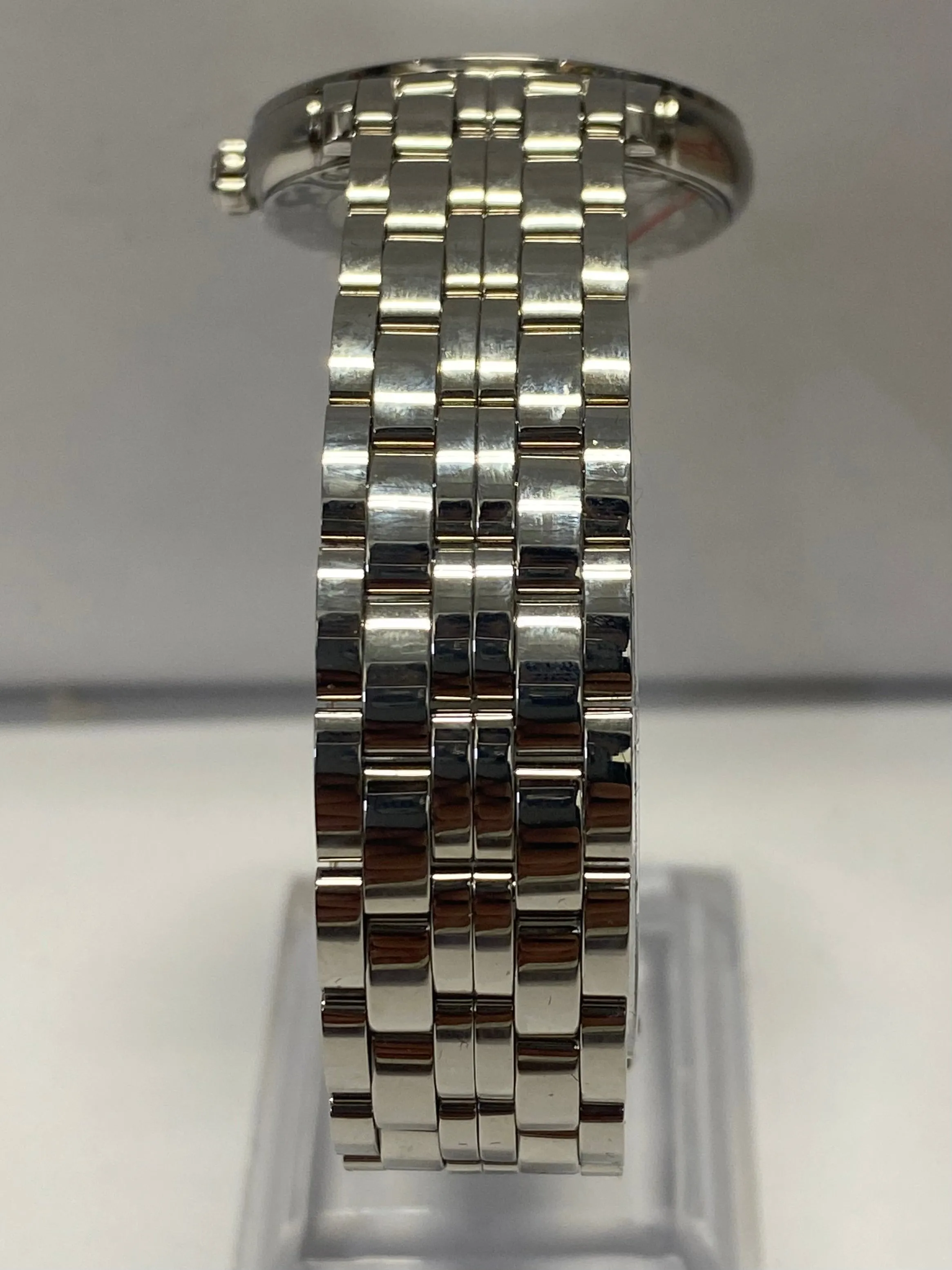 BULOVA Beautiful Mother Of Pearl w/Diamonds Unique Unisex Watch - $4K APR w/COA!