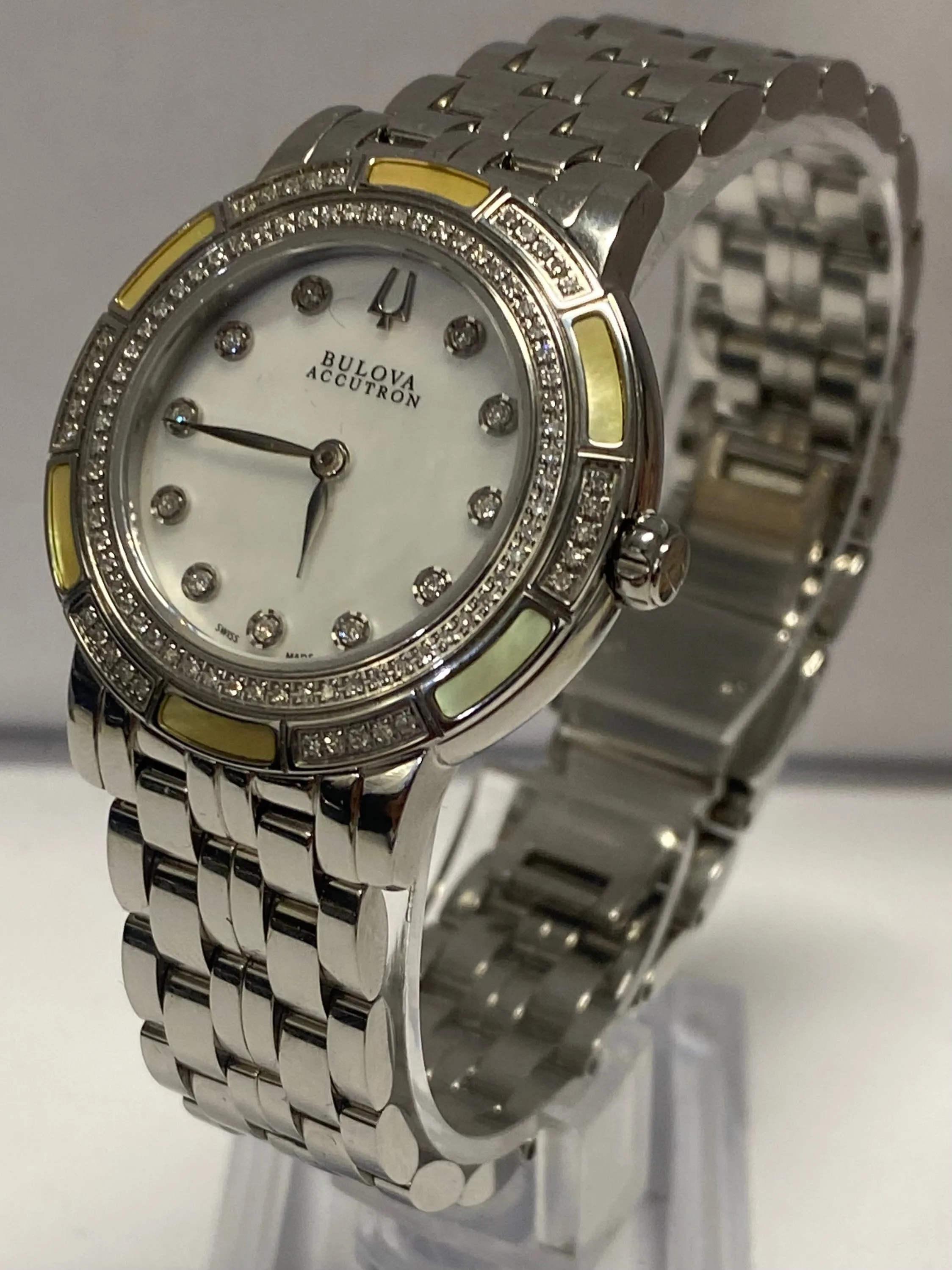 BULOVA Beautiful Mother Of Pearl w/Diamonds Unique Unisex Watch - $4K APR w/COA!