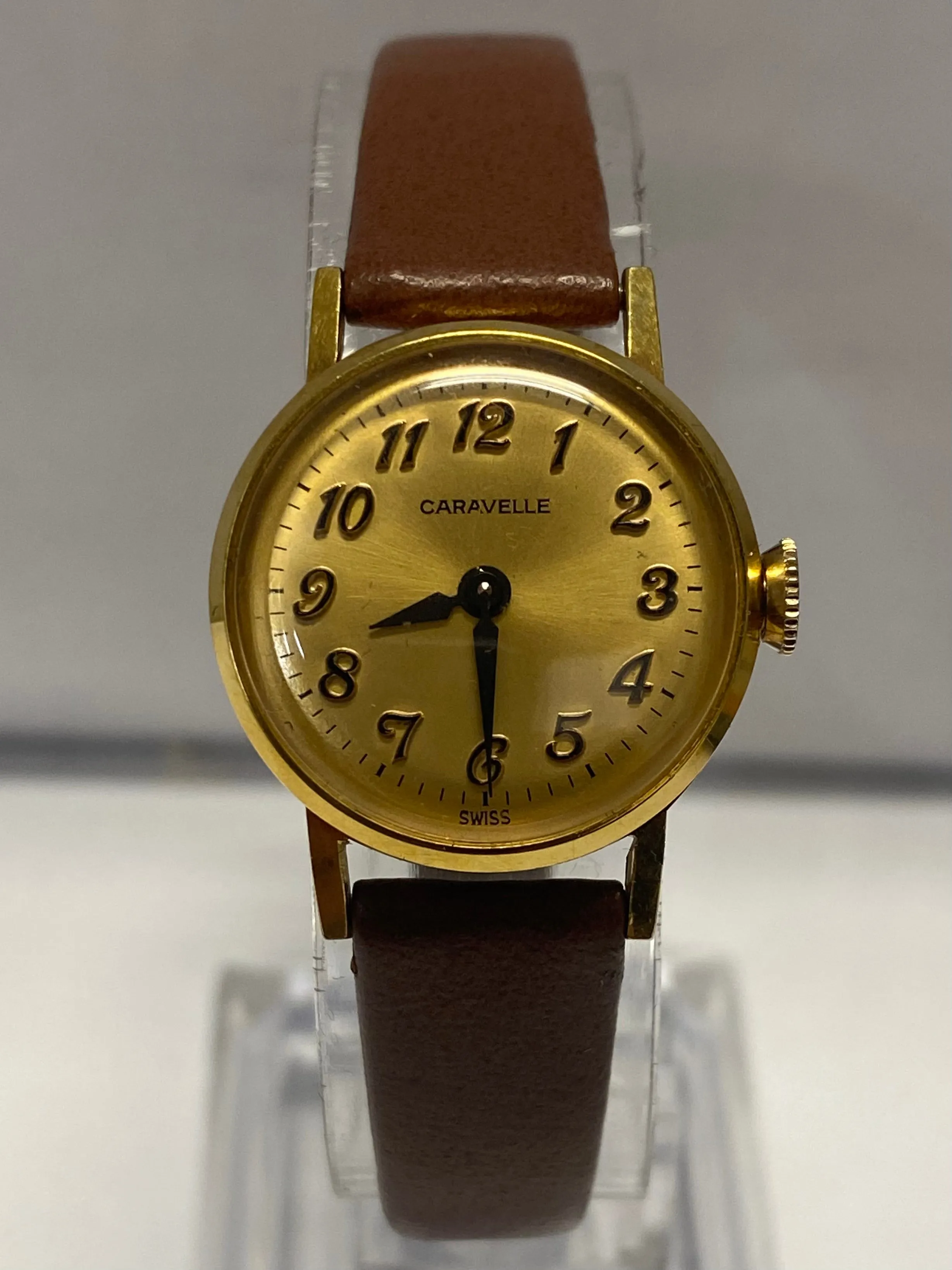 CARAVELLE Beautiful Gold Tone Round Case Unique Ladies Watch - $2K APR w/ COA!!!