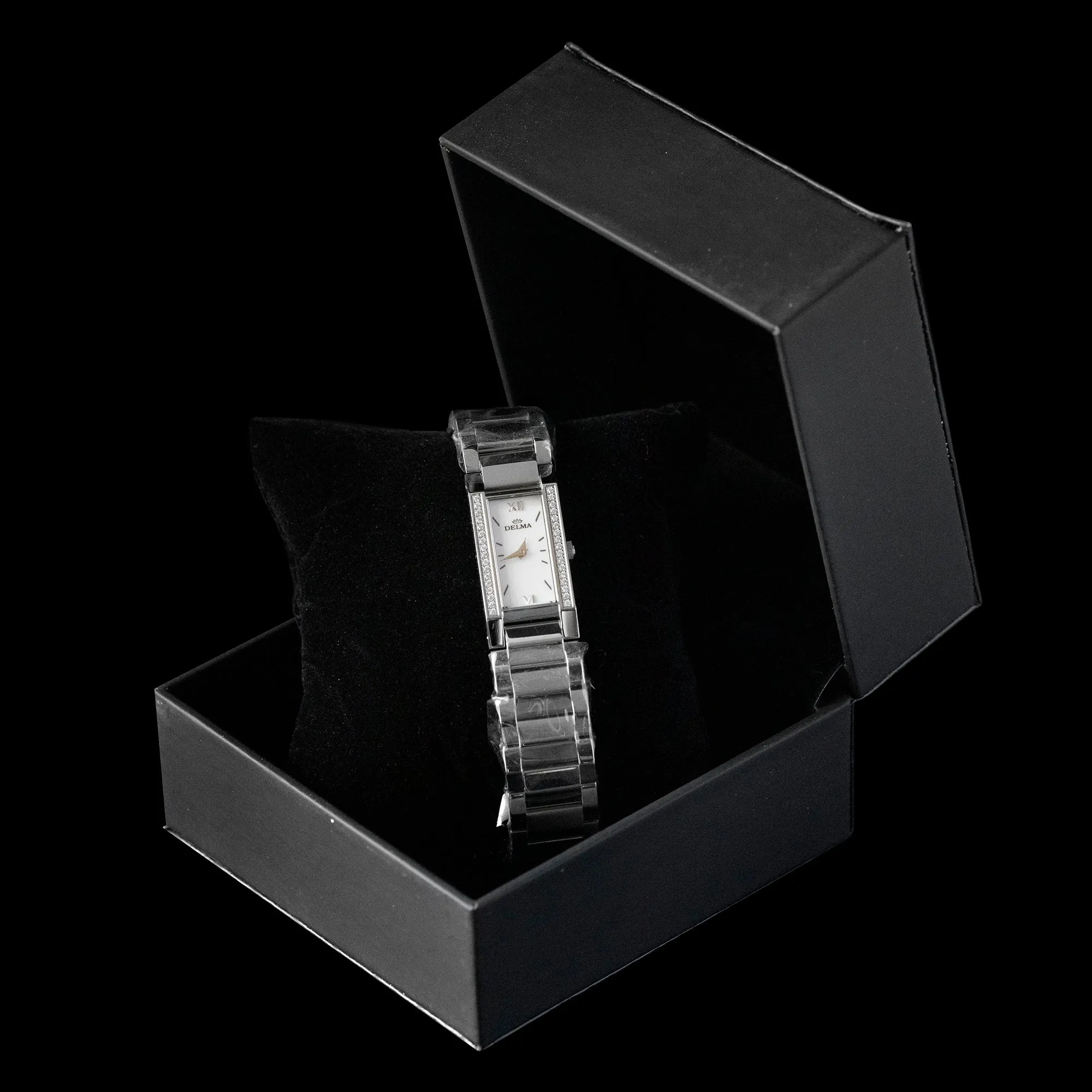 Delma - Mother of Pearl w/ Diamonds
