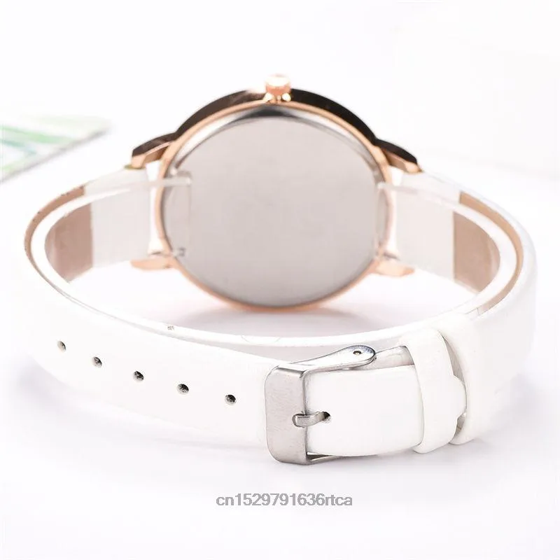 Elegant Simple Butterfly Design Dial Design Ladies Watches
