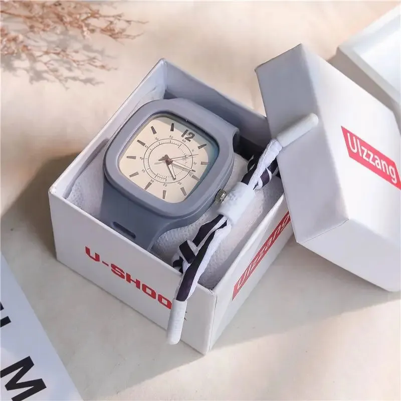 Fashion Women Watches Square Dial Pin Buckle Quartz Watch Women Luxury Ladies Electronic Wristwatches Silicone Female Clock Gift