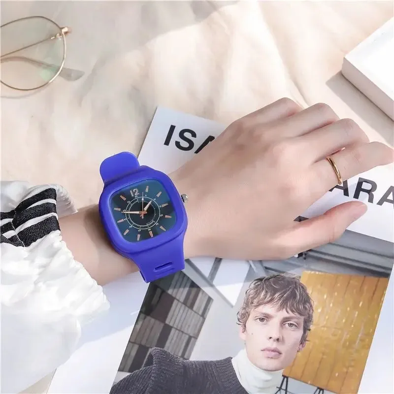 Fashion Women Watches Square Dial Pin Buckle Quartz Watch Women Luxury Ladies Electronic Wristwatches Silicone Female Clock Gift