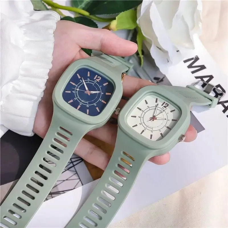 Fashion Women Watches Square Dial Pin Buckle Quartz Watch Women Luxury Ladies Electronic Wristwatches Silicone Female Clock Gift
