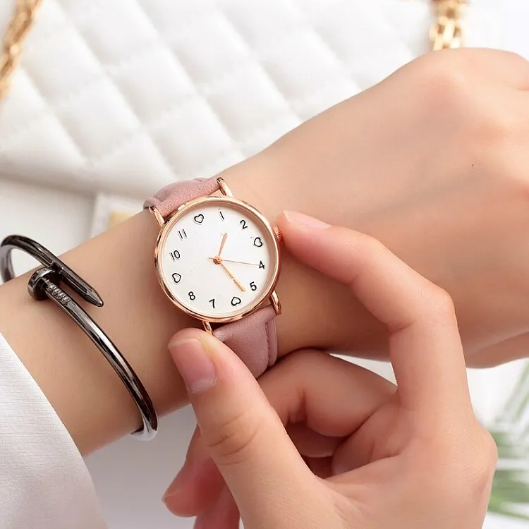Hot Sale Simple Famous Top Brand Small Children Watch Kids Watches Girls Boys Clock Child Wristwatch Lovely Fine Quartz Watch