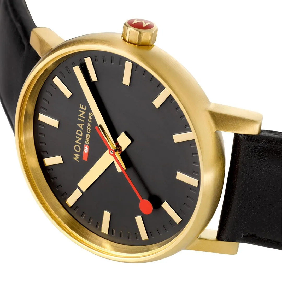 MONDAINE EVO2 30mm, PETIT GOLD CASE BLACK LEATHER WATCH MSE.30120.LB