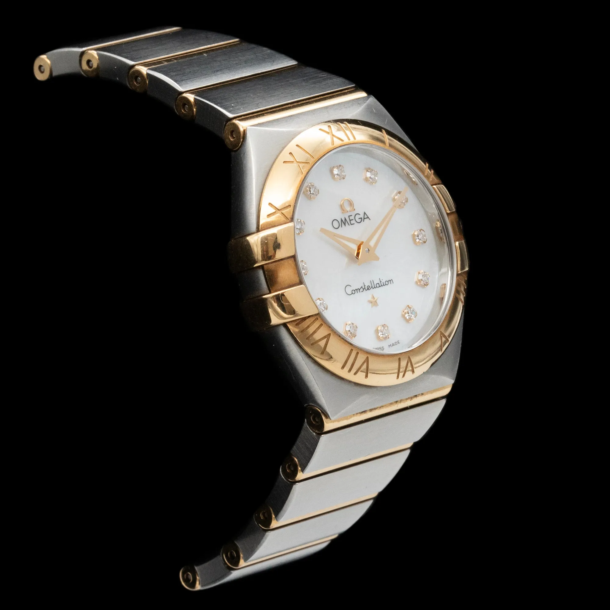 Omega - Constellation 'Mother of Pearl Dial' 123.20.27.60.55.002