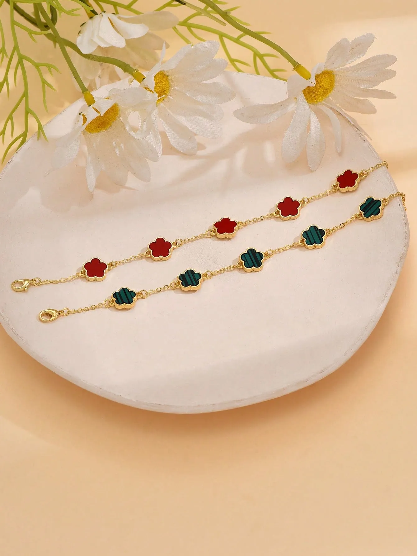 Simple & Fashionable Five-Petal Flower Design Copper Bracelet 2pcs